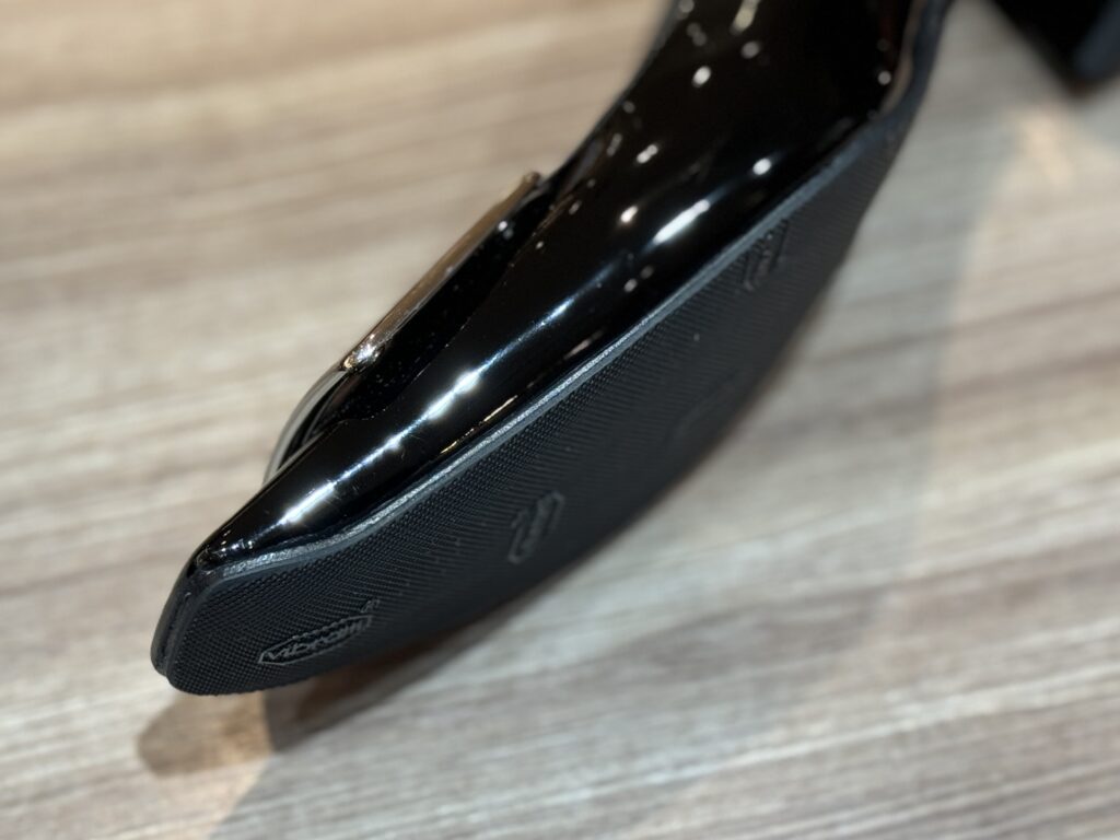 ハーフラバー補強後のロジェヴィヴィエ、コバ周りの仕上がりアップ