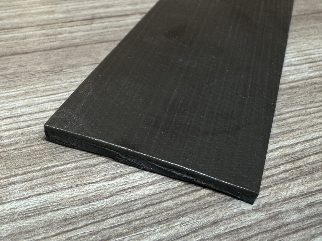 傾斜を持たせたトーラバー専用ラバー部材