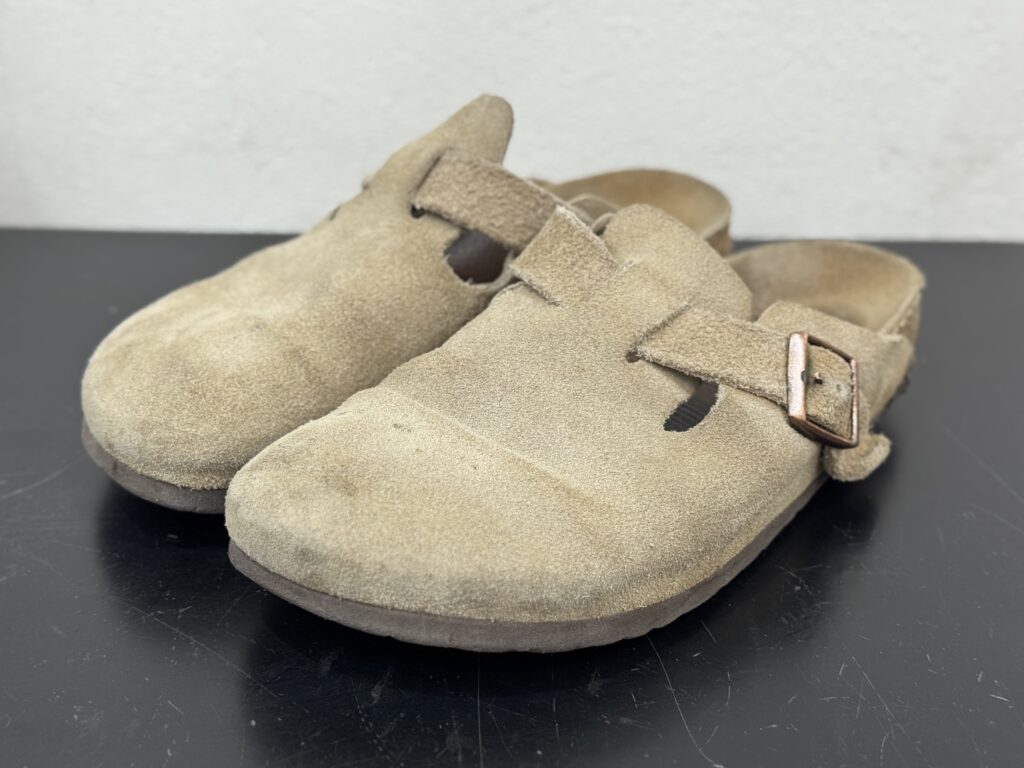ビルケンシュトック ボストン｜使用感の出たスエードアッパーと摩耗したソールの全体像