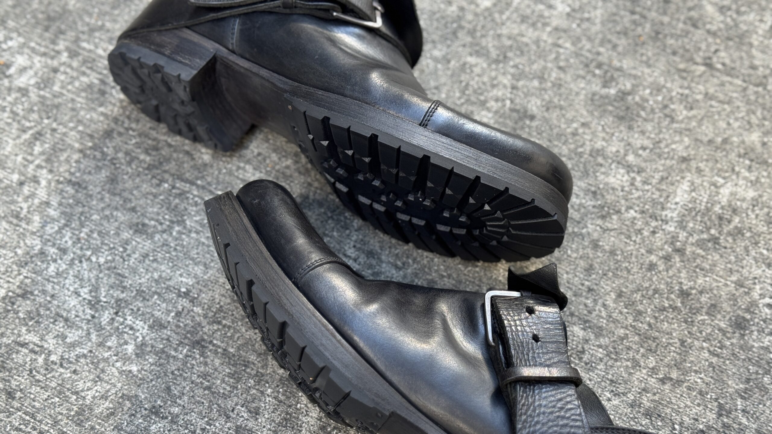 m.a+（エムエークロス）にVibram（ビブラム）#2333ハーフラバーを装着後のアイキャッチ写真。黒で統一されたコバとソールの一体感が分かる仕上がり