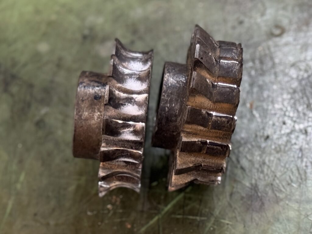 靴修理のコバ成型に使用するフィニッシャー用成型カッター部品