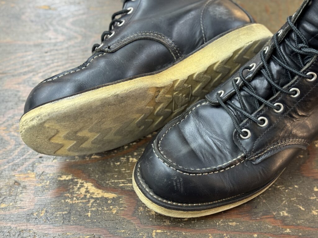 Red Wing 8179 摩耗した純正クレープソールの状態