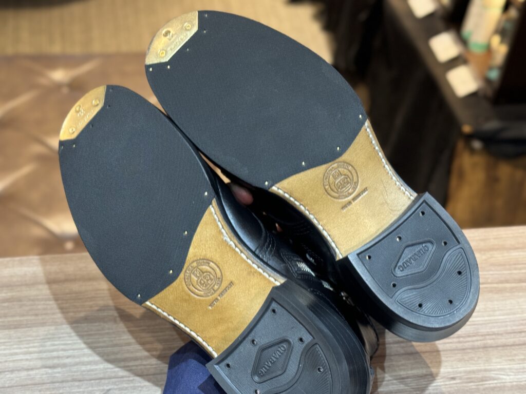 Red Wing 8179 ハーフラバーとトゥスチール仕様のカスタム例