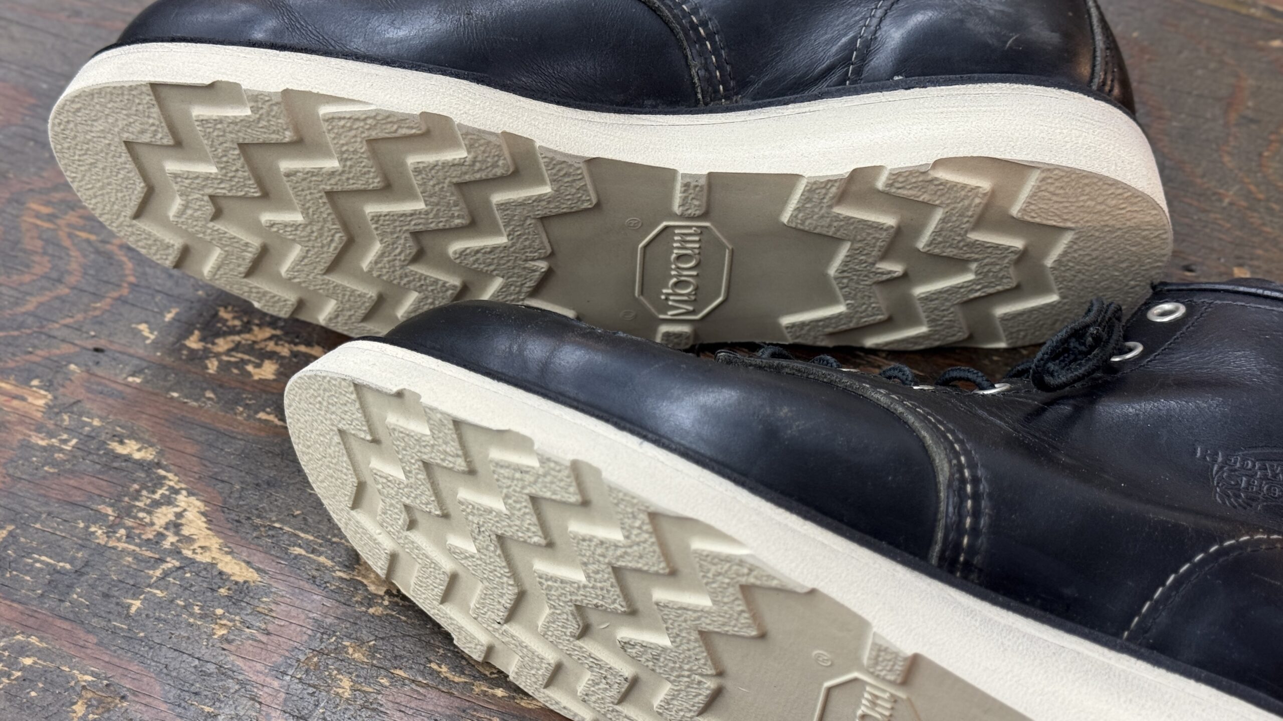 Red Wing 8179 Vibram4014オールソール後の仕上がりディテール