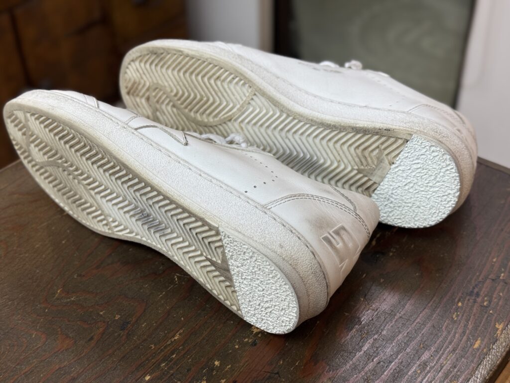 ゴールデングース ボールスター かかと補修後の全体俯瞰 仕上がり確認