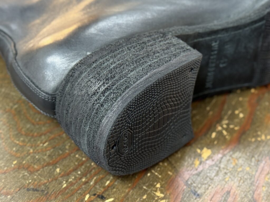 グイディPL1 トップリフト交換後のヒール後方 ビブラムラバー仕様