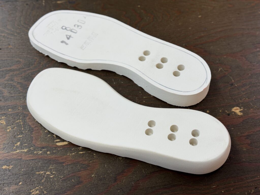 レッドウィング891 vibram377K ソール成形後の状態