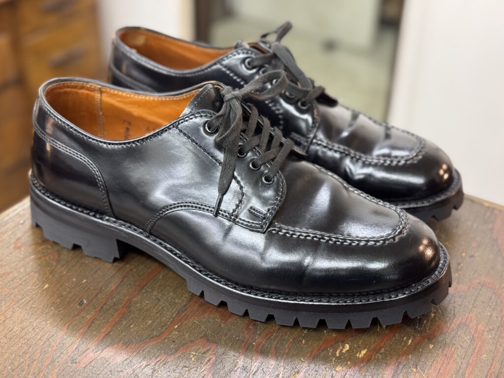Alden（オールデン）2495 タンカーオックスフォード Vibram #100オールソール交換後の側面