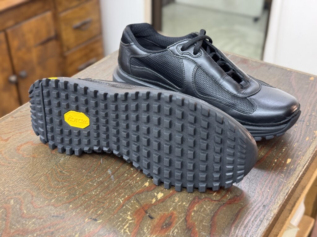 オールソール修理後のVibram（ビブラム）961C CHOPPERソール面