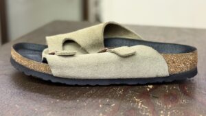 ビルケンシュトック チューリッヒ かかと傾斜板修理のアイキャッチ画像